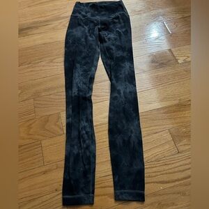 Black lululemon Tie-Dye Leggings